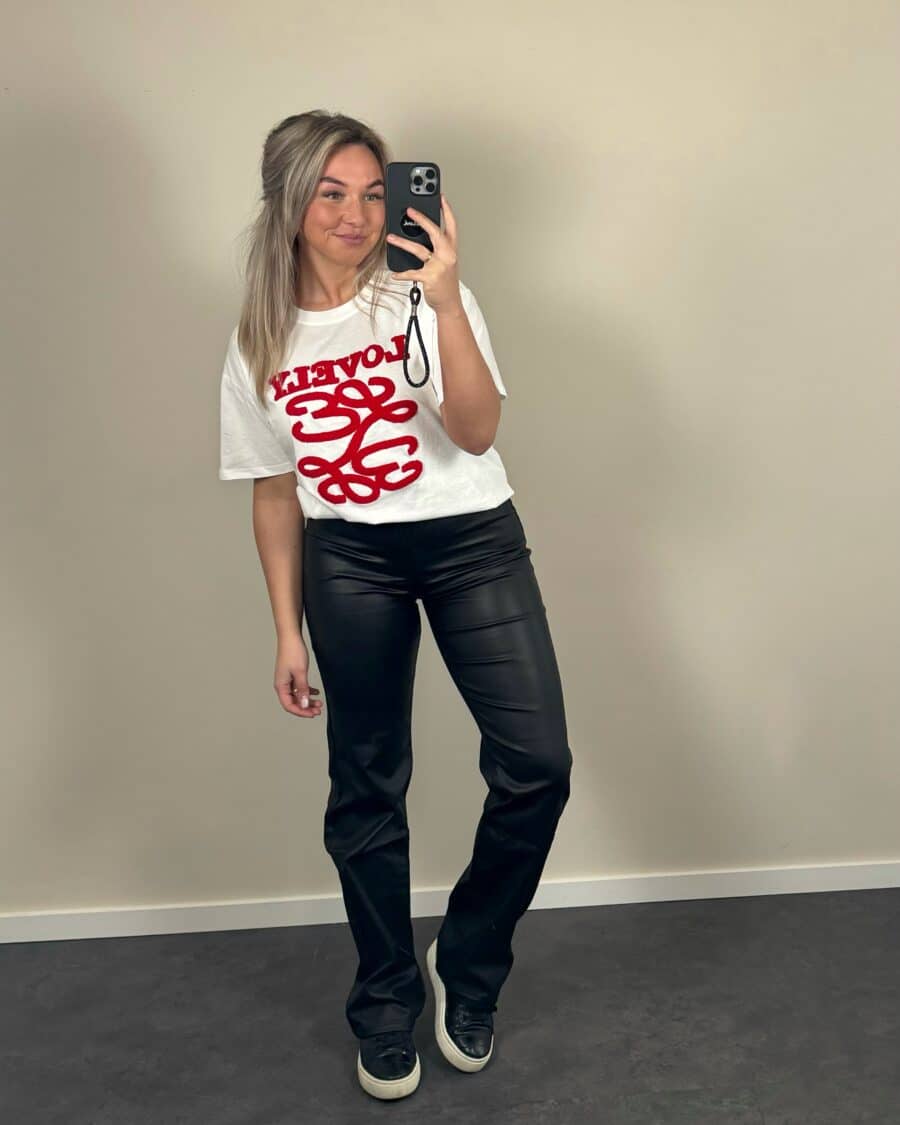 Lovely Lara T-Shirt Wit