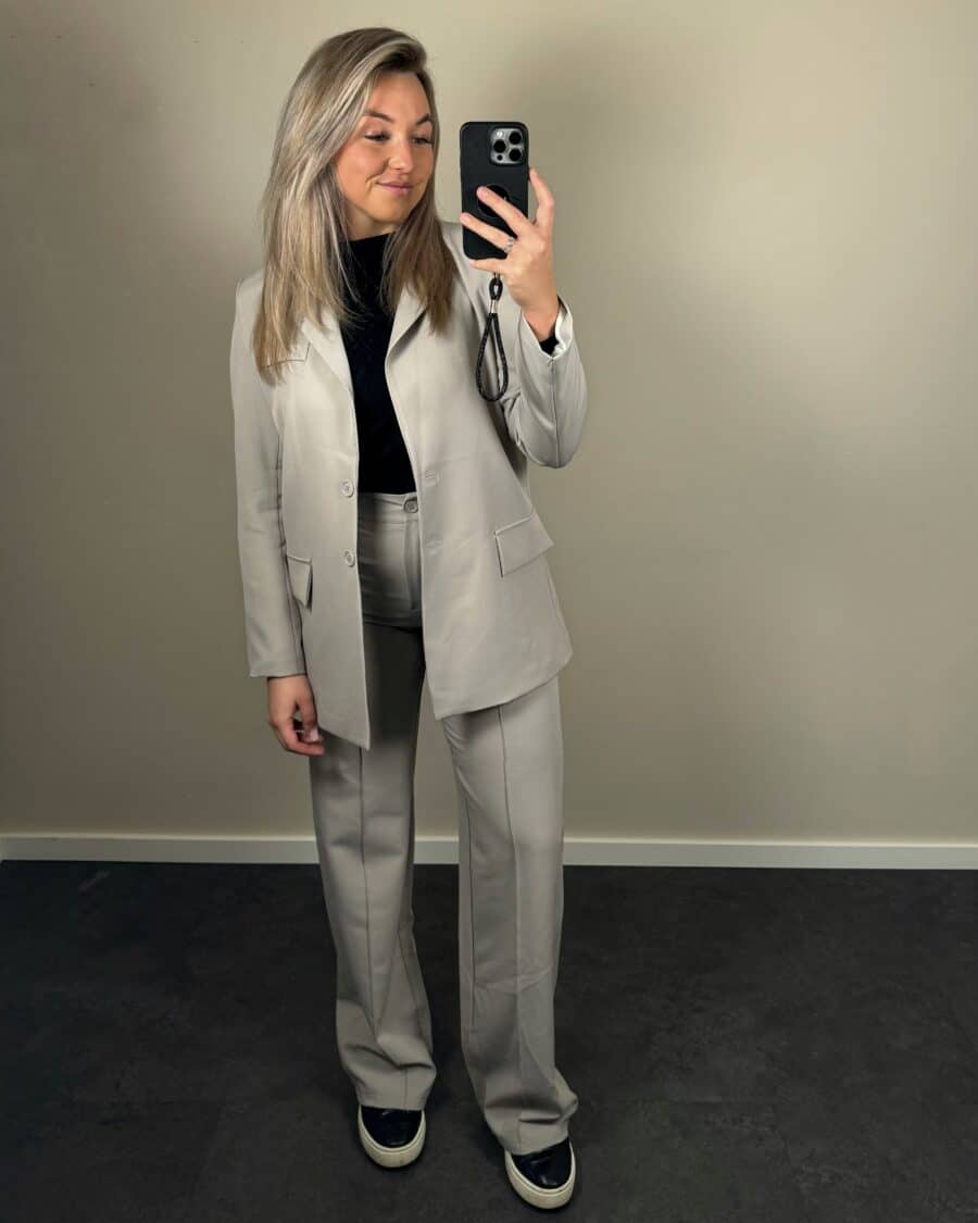 Sofia Blazer Taupe